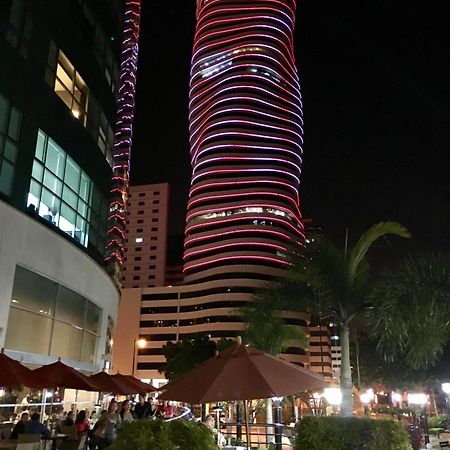 Luxury Suites River Front Guayaquil Extérieur photo
