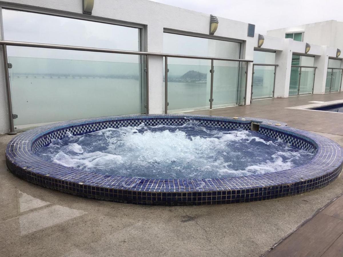 Luxury Suites River Front Guayaquil Extérieur photo