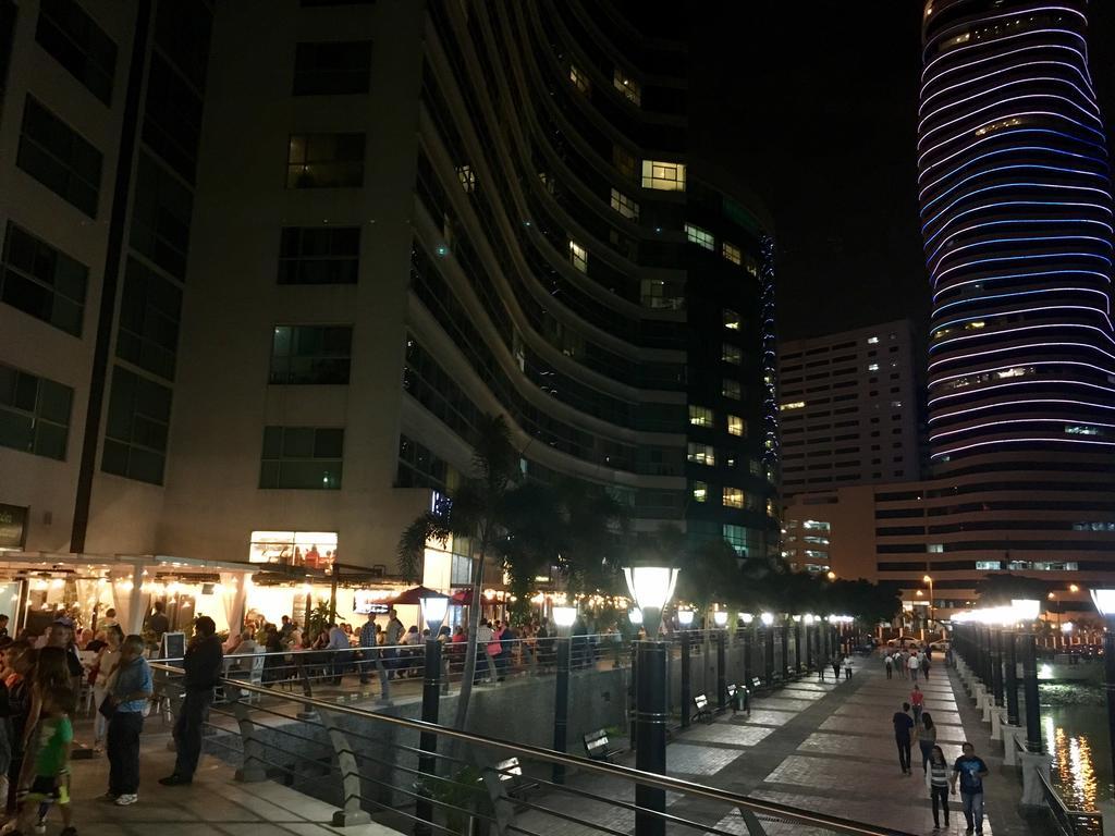 Luxury Suites River Front Guayaquil Extérieur photo